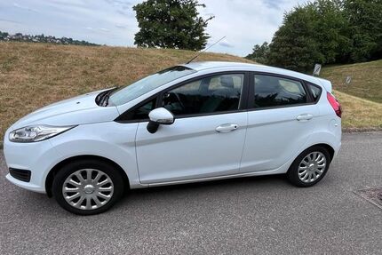 Ford Fiesta 81.000 km 5.600 &euro; Schwäbisch Gmünd 73525