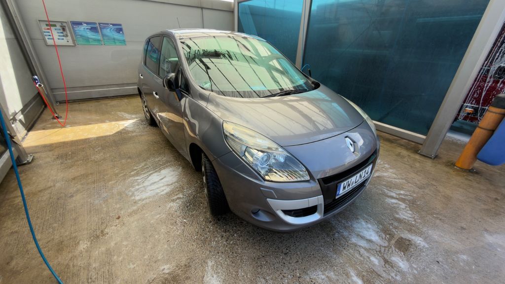 Renault Scenic 127.000 km 2.899 &euro; Ebernhahn 56424