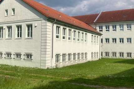 Haus zum Kaufen in Calbe 660.000 € 1172 m² 30 zimmer