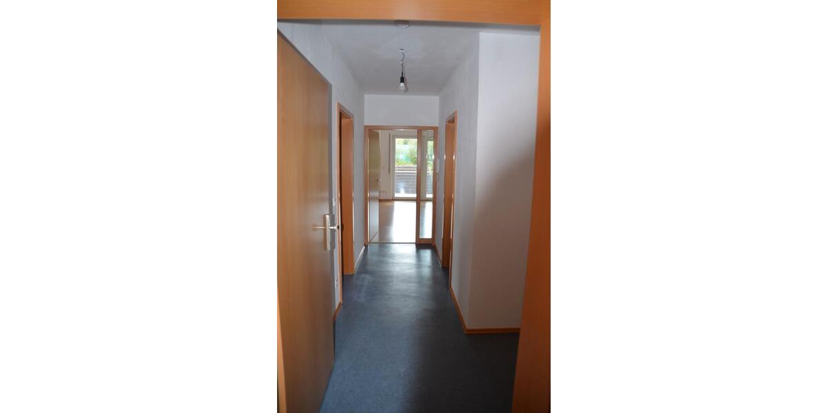 Dachgeschoßwohnung Freilassing - 2 Zimmer, 63 m&sup2;, 285.000&euro; | Angebot:27116817
