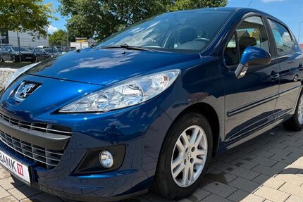 Peugeot 207 100.000 km 4.100 &euro; Ofterdingen 72131