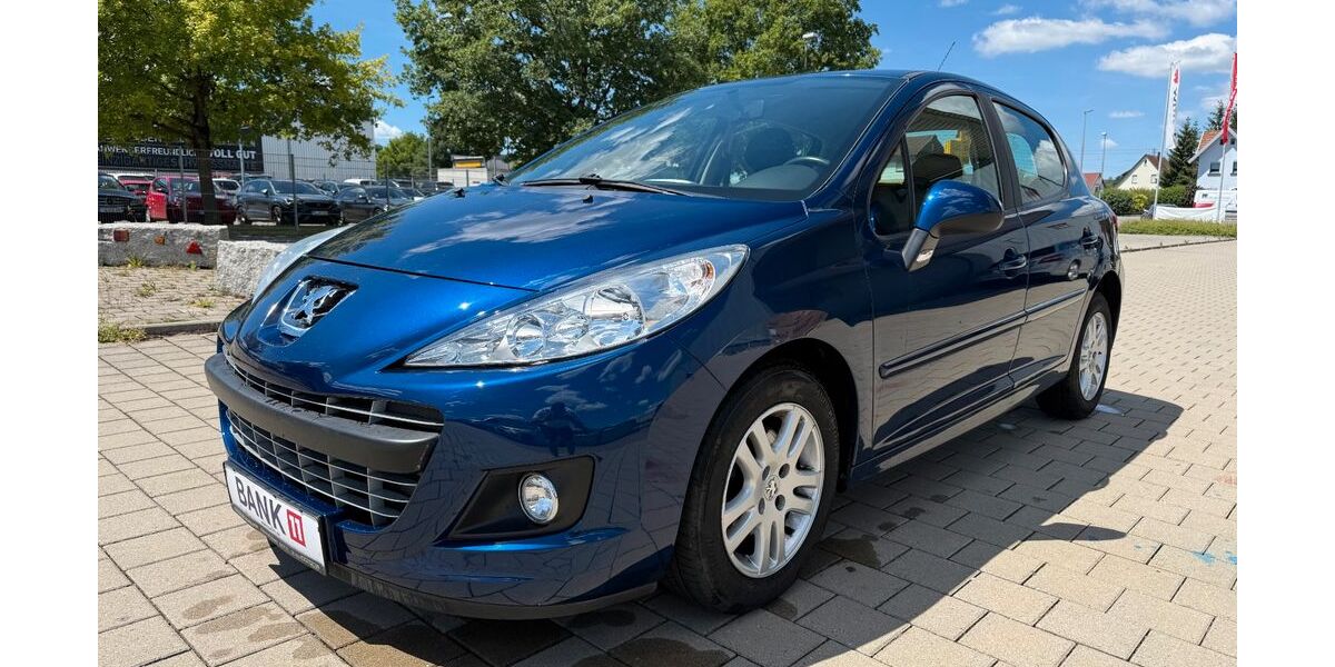 Peugeot 207 100.000 km 4.100 &euro; Ofterdingen 72131