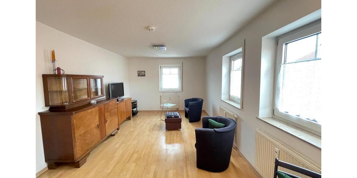 Dachgeschoßwohnung Nittendorf - 2 Zimmer, 50 m&sup2;, 750&euro; | Angebot:26165776