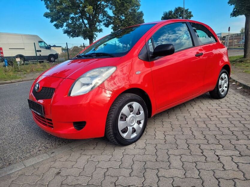 Yaris