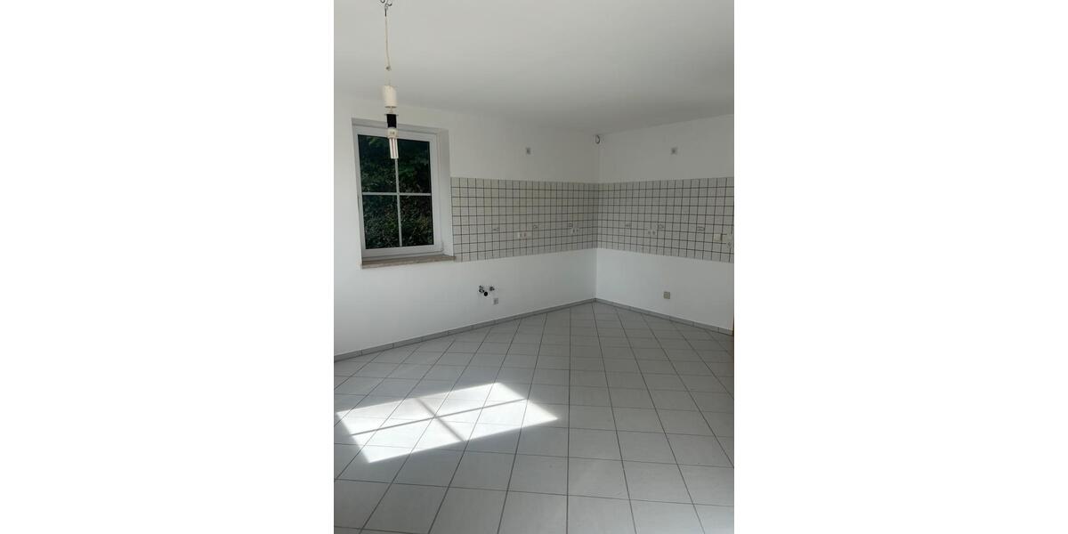 Einfamilienhaus Rödental - 7 Zimmer, 148 m&sup2;, 350.000&euro; | Angebot:25405723