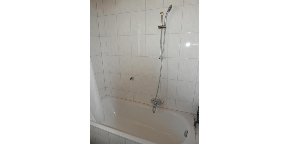 Dachgeschoßwohnung Straubing - 3 Zimmer, 65 m&sup2;, 170.000&euro; | Angebot:26337817