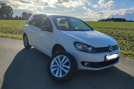 VW Golf 132.000 km 6.200 &euro; Falkenstein 08223