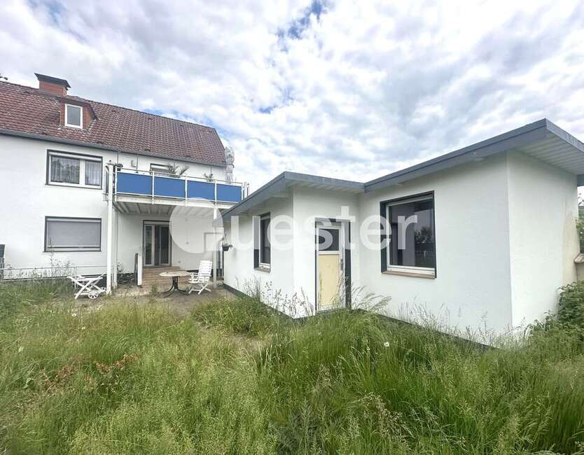 Haus zum Kaufen in Duisburg 295.000 € 130 m²