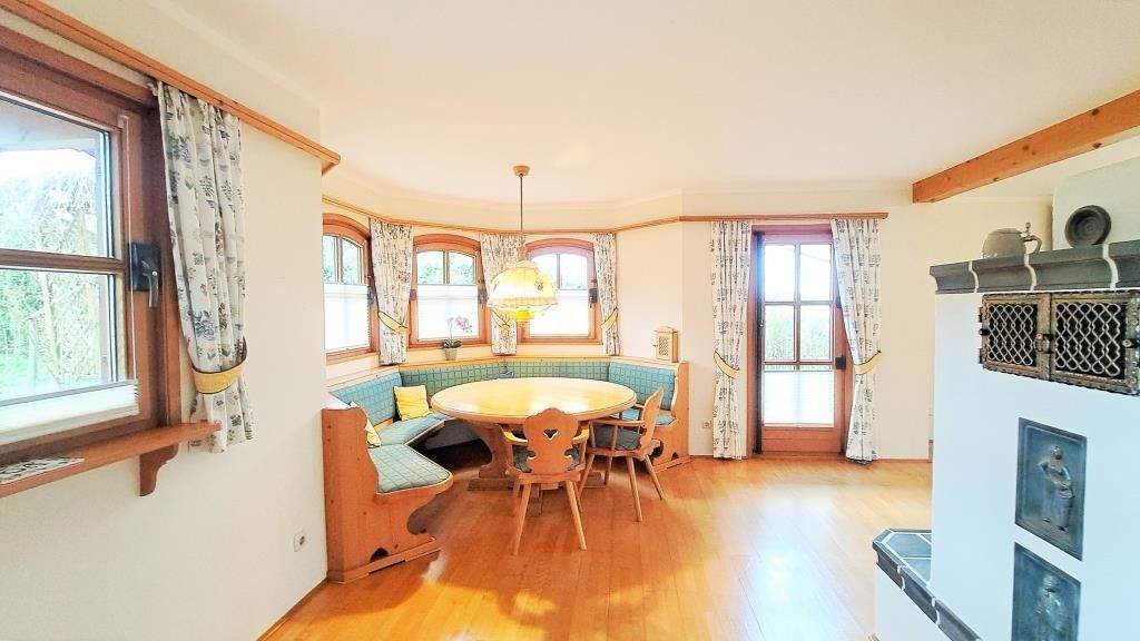 Einfamilienhaus Feldafing - 5 Zimmer, 120 m&sup2;, 2.600&euro; | Angebot:24737296