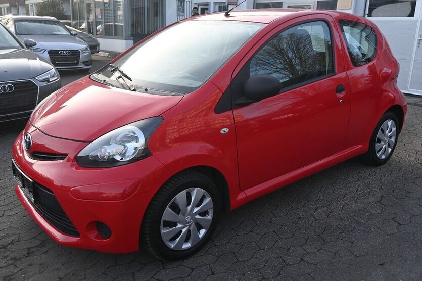 Aygo (X)