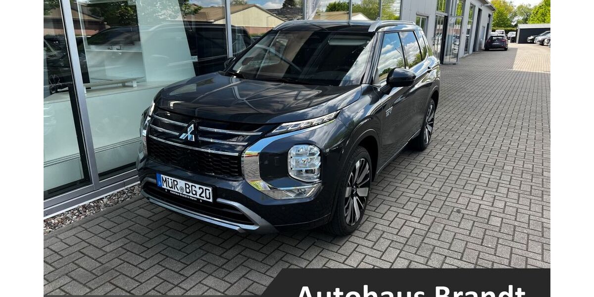 Mitsubishi Plug-in Hybrid Outlander 19.460 km 47.900 &euro; Waren 17192