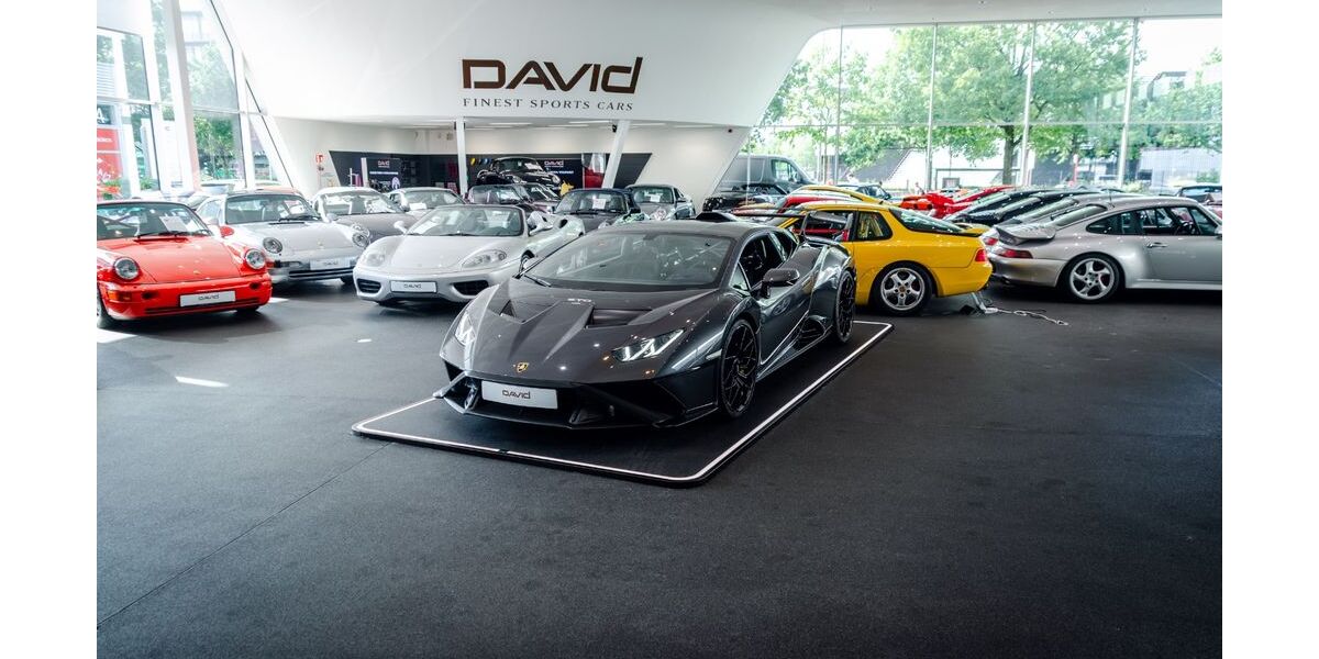Lamborghini Huracán 15.478 km 309.900 &euro; Hamburg 22047