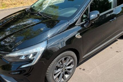 Renault Clio 37.000 km 11.900 &euro; Kirchen 57548