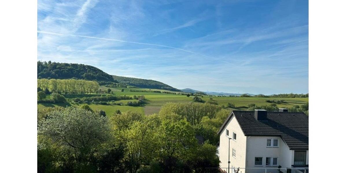 Dachgeschoßwohnung Friedewald - 4 Zimmer, 105 m&sup2;, 955&euro; | Angebot:25162662