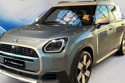 Mini Countryman S (Cooper) 13.222 km 43.990 &euro; Westerstede 26655