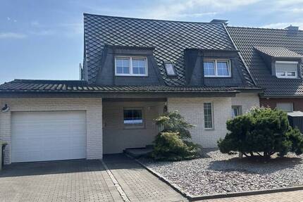 Kernsaniertes Traumhaus mit Sauna, Swimmingpool und hochwertiger Ausstattung! 5 zimmer