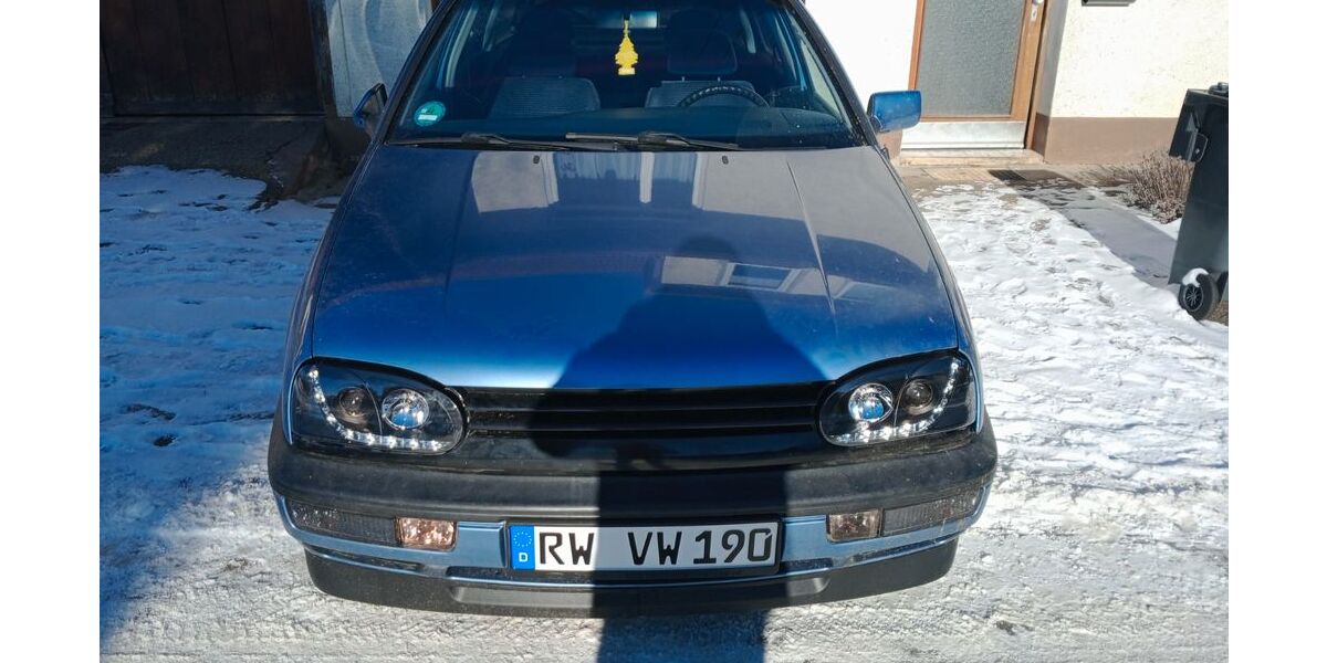 VW Golf 124.000 km 2.600 &euro; Rosenfeld 72348