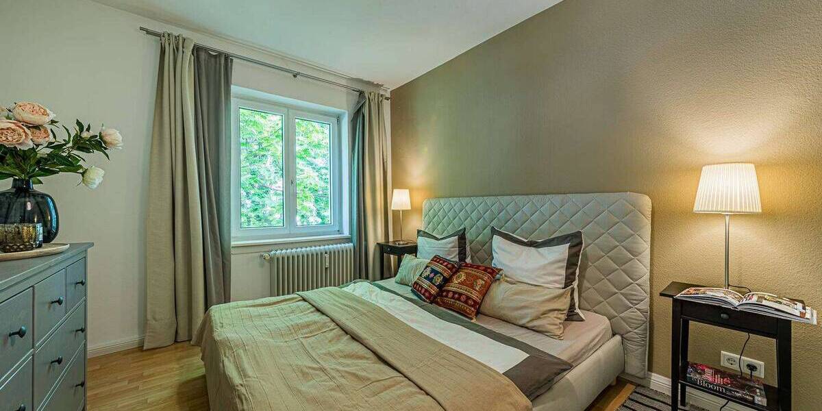 Etagenwohnung Frankfurt am Main Westend-Süd - 2 Zimmer, 68 m&sup2;, 1.790&euro; | Angebot:26840617