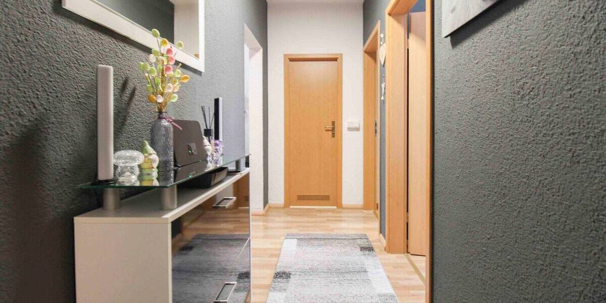 Etagenwohnung Chemnitz Hutholz - 3 Zimmer, 76 m&sup2;, 125.000&euro; | Angebot:26451302