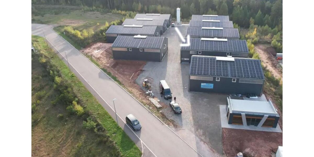 375m² Gewerbehalle Suhl – PV-Strom, Starkstrom zimmer