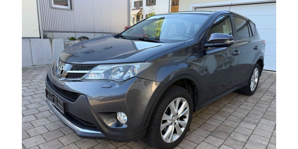 Toyota RAV 4 224.000 km 8.400 &euro; Langenneufnach bei Augsburg 86863