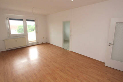Attraktive neu renovierte 2-Raum-Wohnung in Teutschenthal 2 zimmer