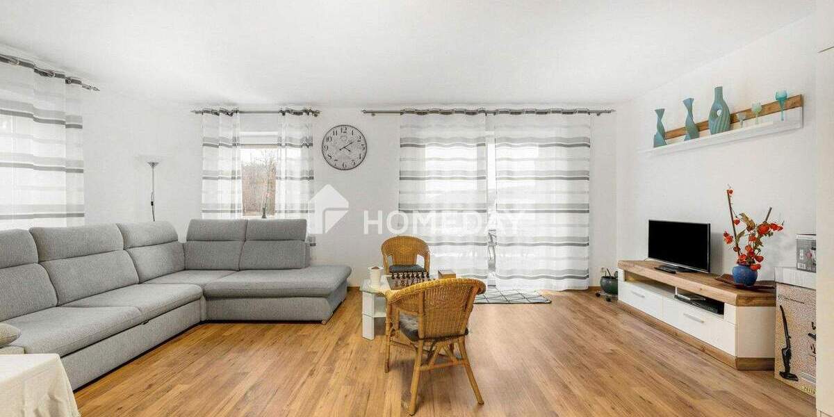 Attraktive Doppelhaushälfte in Teublitz: Sauna, Einbauküche, große Terrasse & Doppelgarage 6 zimmer