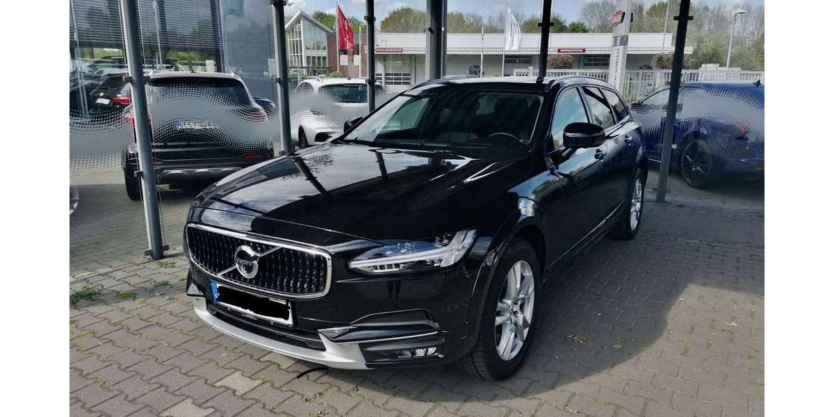 Volvo V90 138.000 km 51.900 &euro; Drebber 49457