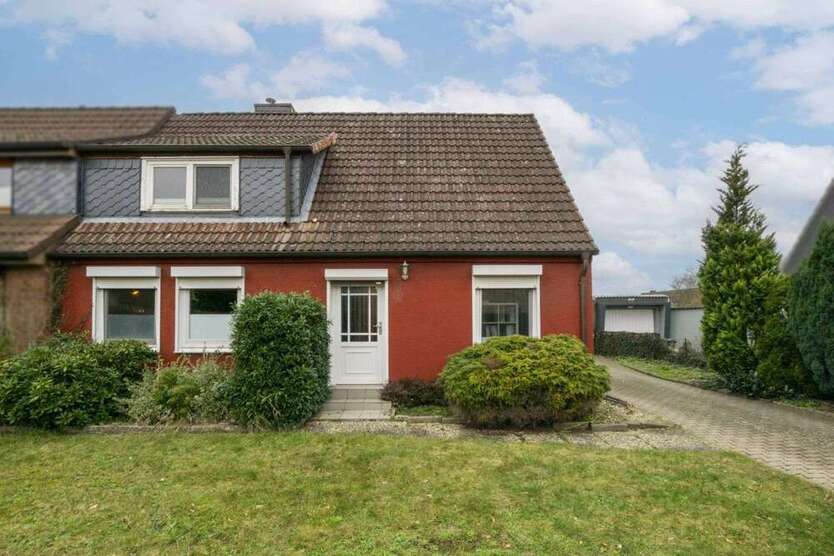 Haus zum Kaufen in Barmstedt 295.000 € 118.23 m²
