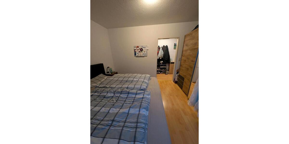 Dachgeschoßwohnung Oldenburg Kreyenbrück - 2 Zimmer, 44 m&sup2;, 430&euro; | Angebot:25423545