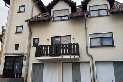 2-3 Familien Haus, auch als Kapitalanlage 8 zimmer