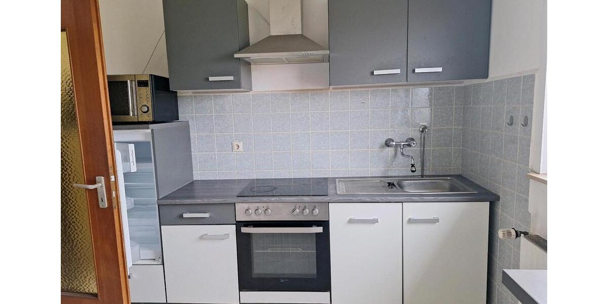 3-Zimmer Dachgeschosswohnung in Degersen zimmer