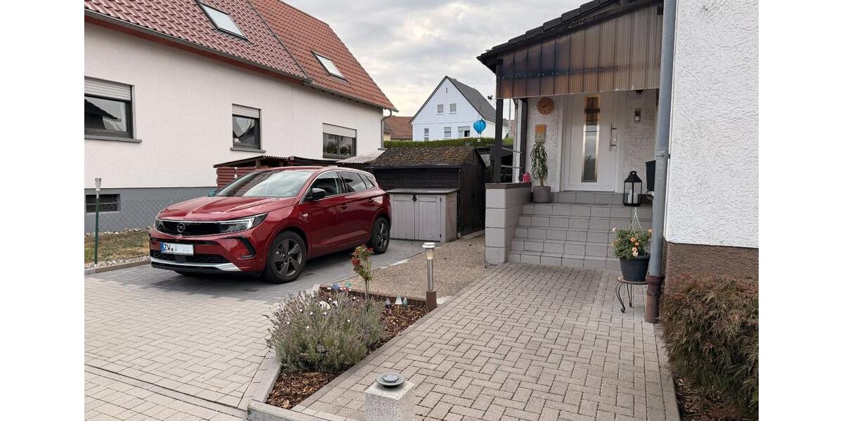 Einfamilienhaus Zweibrücken - 6 Zimmer, 100 m&sup2;, 300.000&euro; | Angebot:27191146