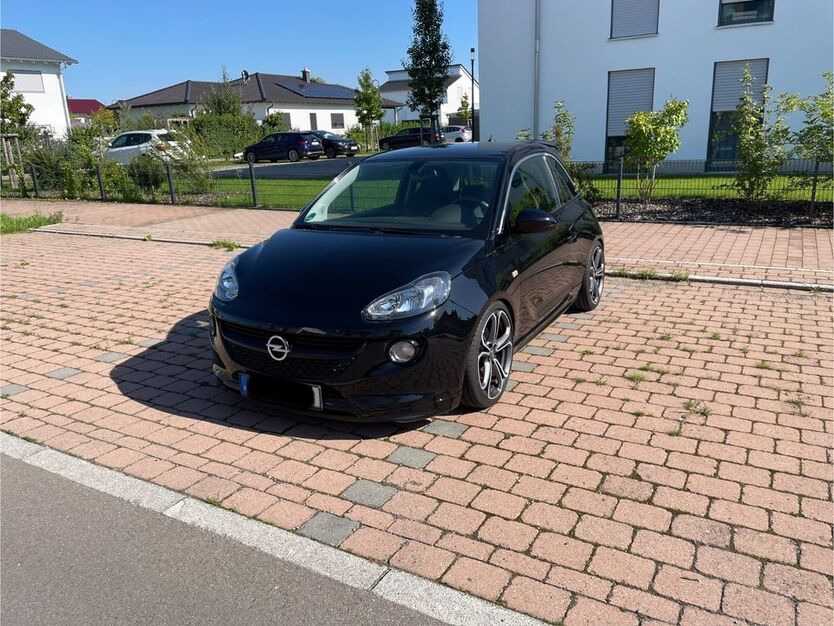 Opel Adam 124.000 km 9.900 € Fellheim 87748