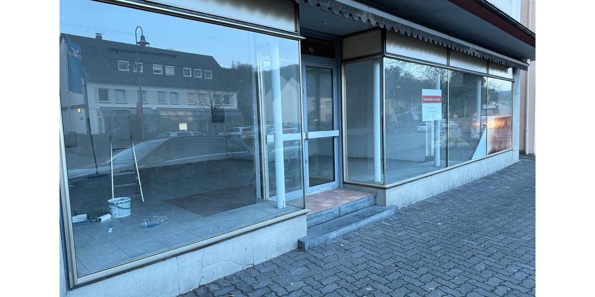 Gewerbeobjekt Warstein - 575&euro; | Angebot:25050078