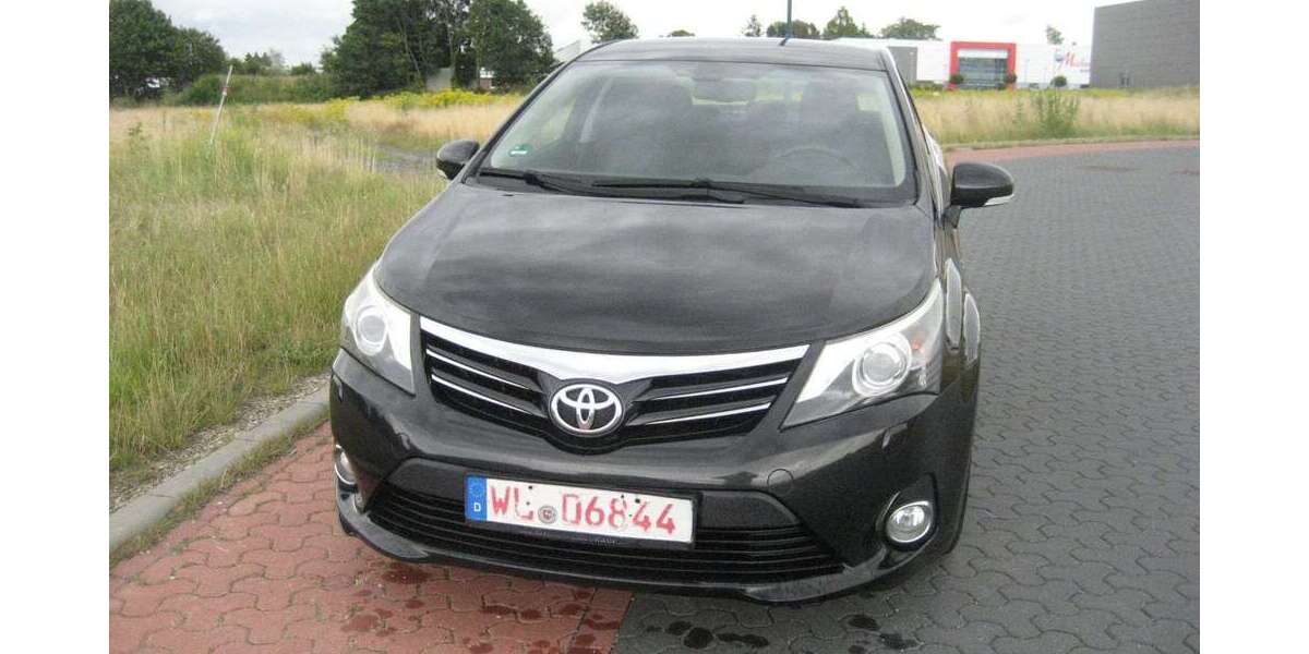 Toyota Avensis 230.000 km 7.890 &euro; Salzhausen 21376