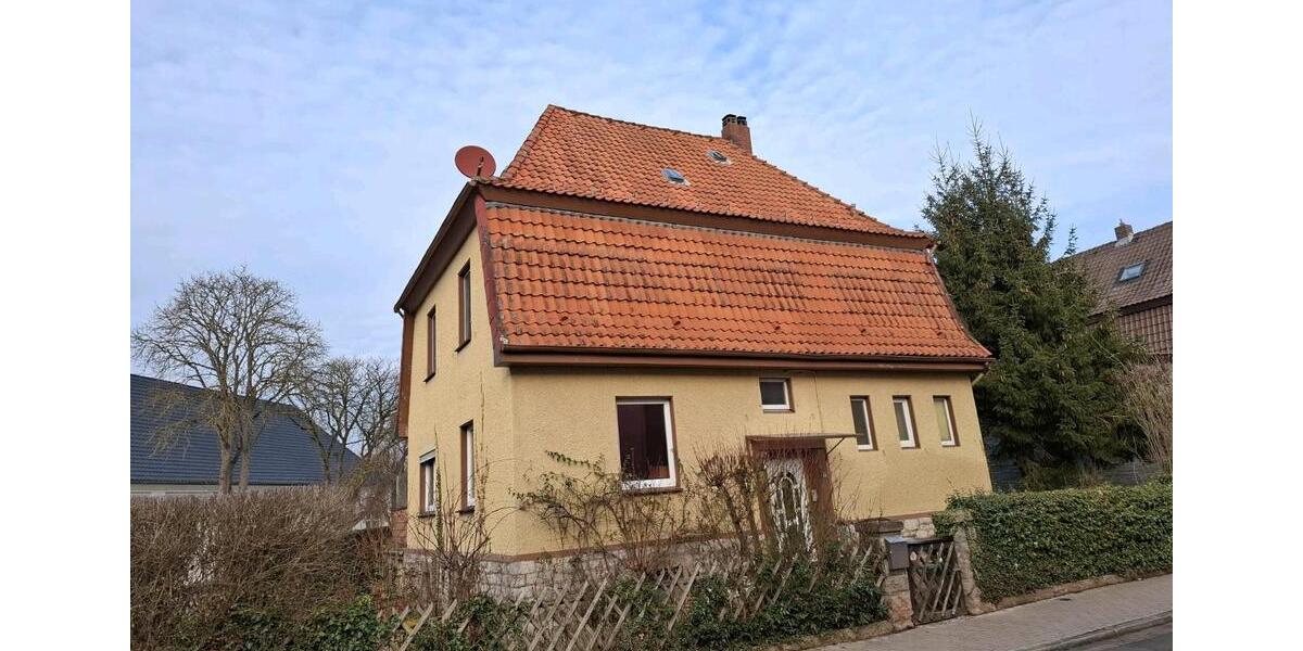 Einfamilienhaus Einbeck - 6 Zimmer, 135 m&sup2;, 85.000&euro; | Angebot:27030021