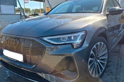 Audi e-tron 45.000 km 33.900 € Braunschweig 38126