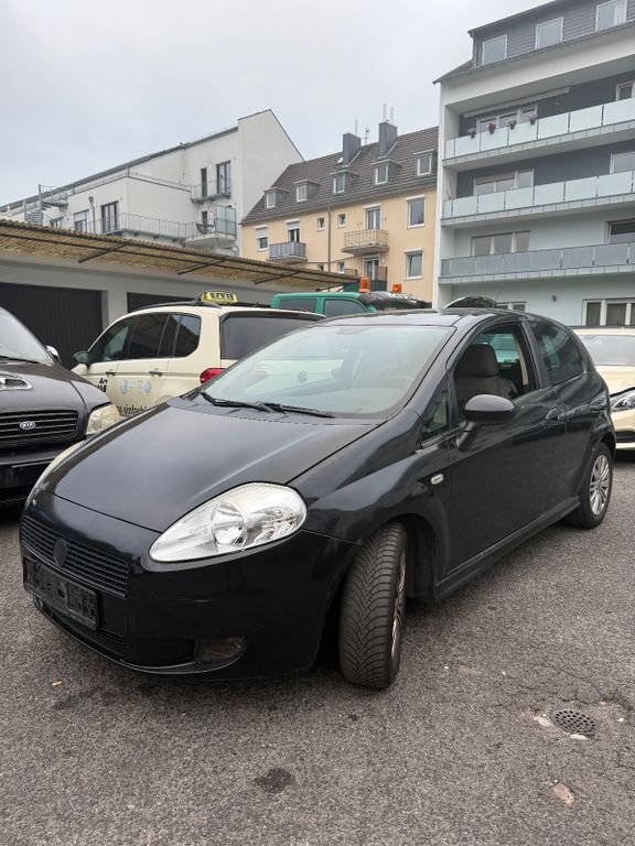 Fiat Punto 189.986 km 1.499 € Bonn 53229
