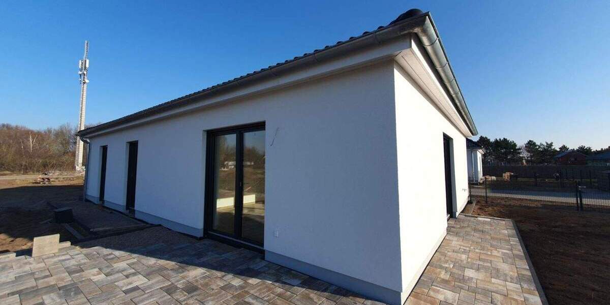 Bungalow Löbnitz - 4 Zimmer, 110 m&sup2;, 1.500&euro; | Angebot:25665788