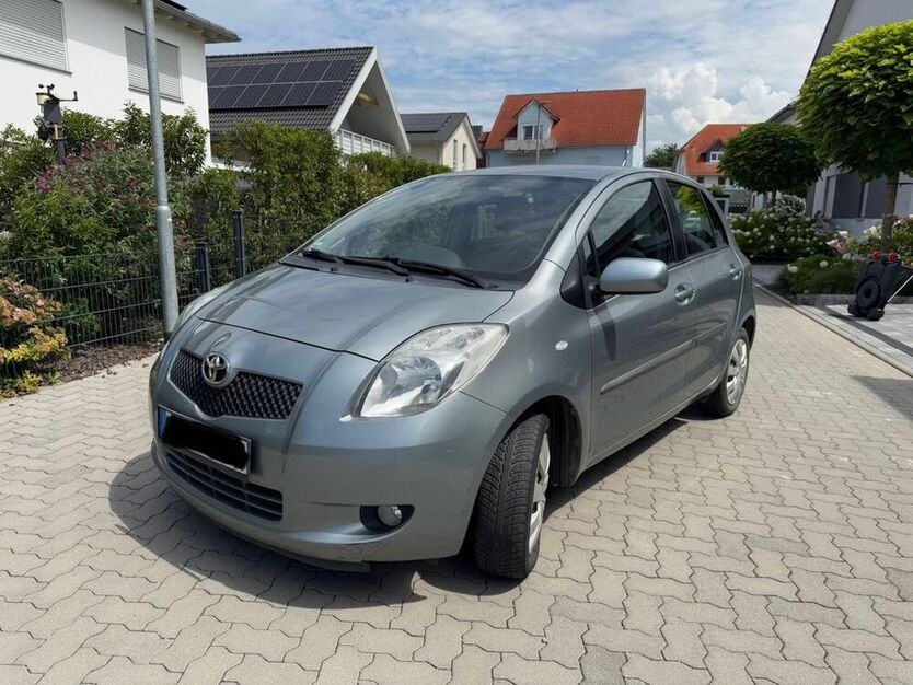 Yaris