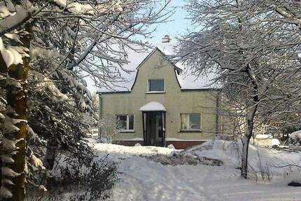 Haus Brilon-Madfeld Madfeld - 8 Zimmer, 145 m&sup2;, 190.000&euro; | Angebot:25105913