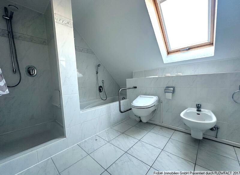 Einfamilienhaus Rheinfelden Warmbach - 5 Zimmer, 145 m&sup2;, 1.600&euro; | Angebot:26016385