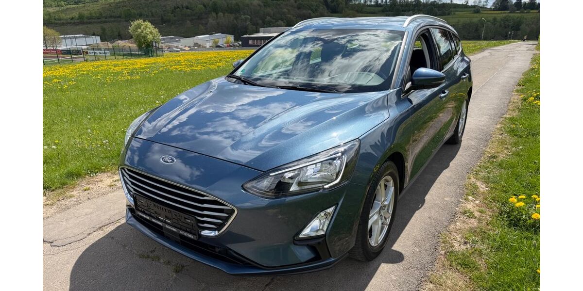 Ford Focus 38.000 km 14.490 &euro; Kirchhundem 57399