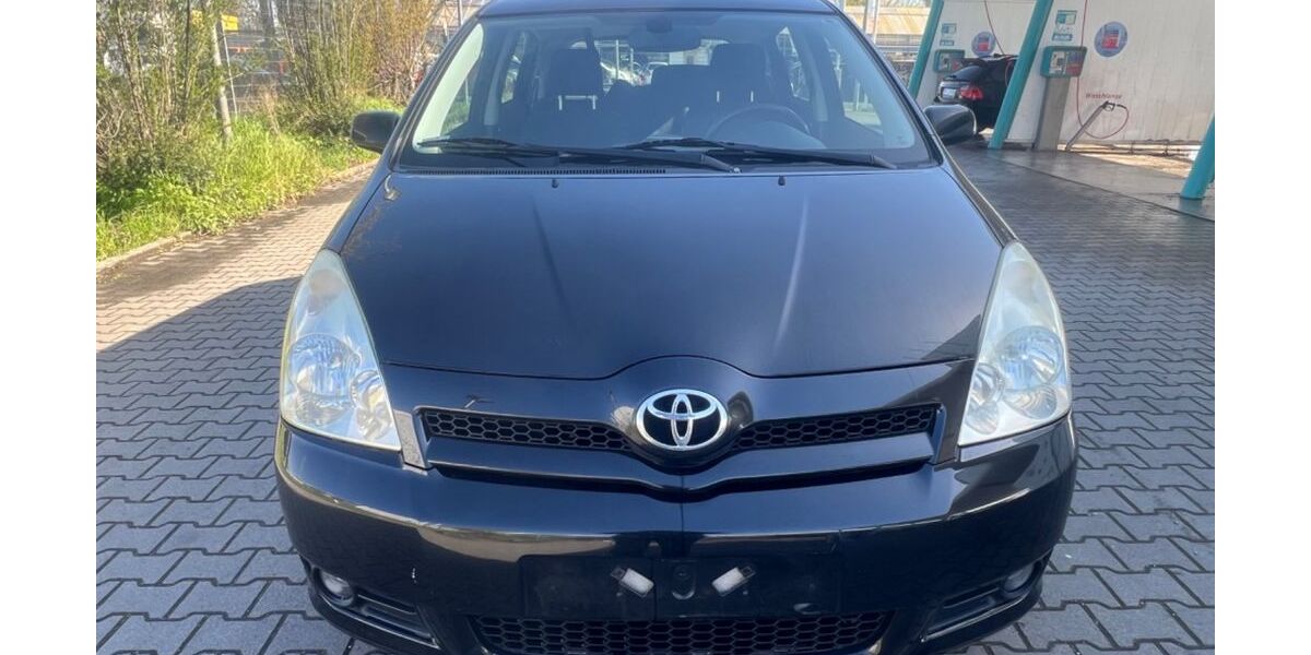 Toyota Corolla Verso 250.100 km 2.799 &euro; Germersheim 76726