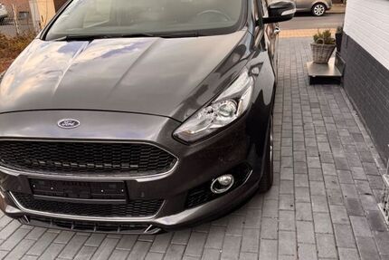Ford S-Max 302.200 km 6.800 &euro; Aachen 52080