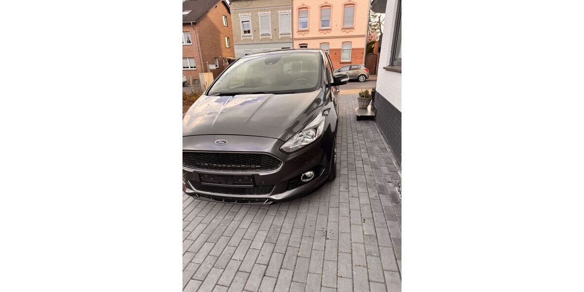 Ford S-Max 302.200 km 6.800 &euro; Aachen 52080