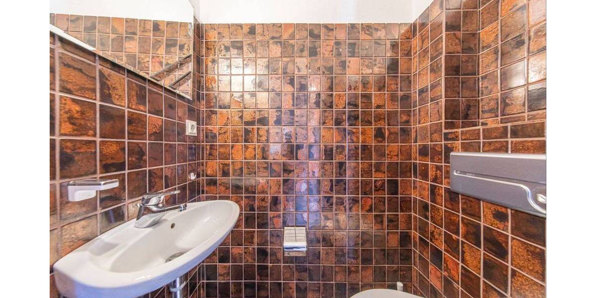 Etagenwohnung Rendsburg - 3 Zimmer, 90 m&sup2;, 150.000&euro; | Angebot:26082809