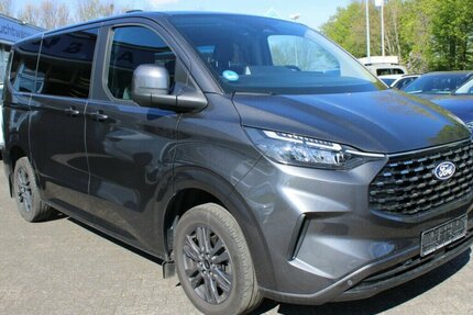 Ford Tourneo Custom 320 L1H1 VA Titanium - 8-Sitzer - 41.414 km 39.980 &euro; Euskirchen 53881