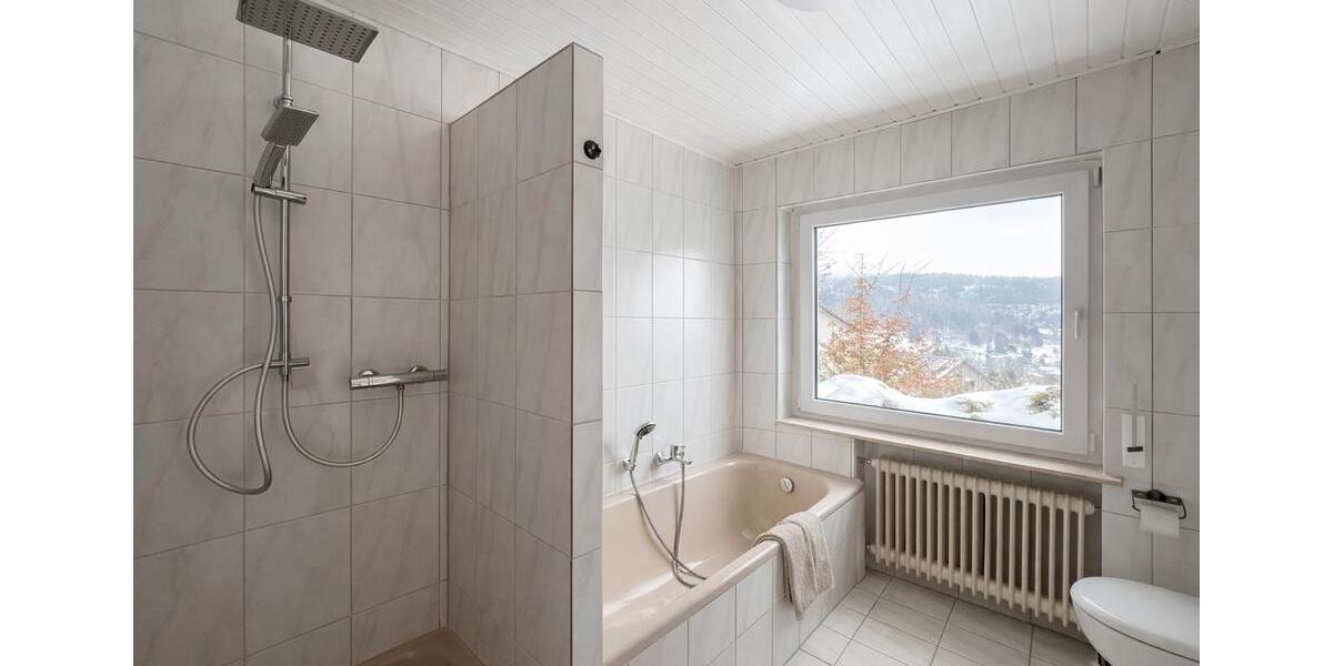 Einfamilienhaus Frammersbach - 4 Zimmer, 130 m&sup2;, 800&euro; | Angebot:26417750
